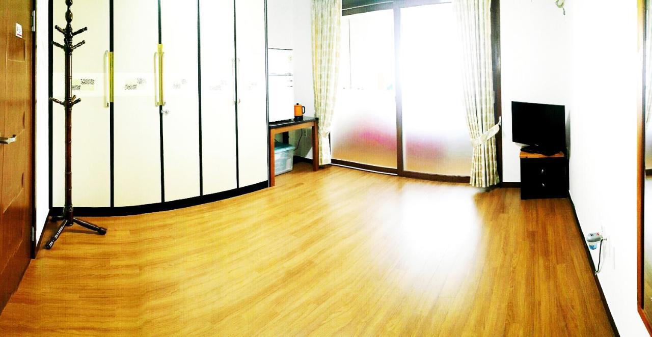 Seongsan Ilchulbong Pension Чеджудо Экстерьер фото
